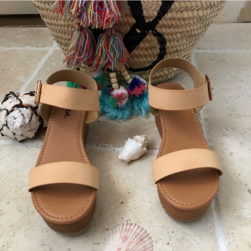 ❣️Last 10❣️Flatform Espadrille Wedge Strap Sandals - Picture 2 of 5